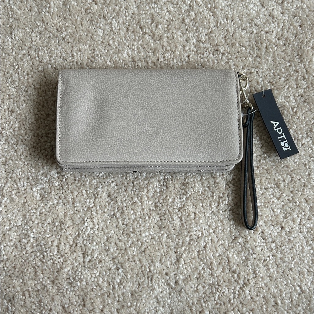 NWT Apt. 9 Beige Wristlet Clutch